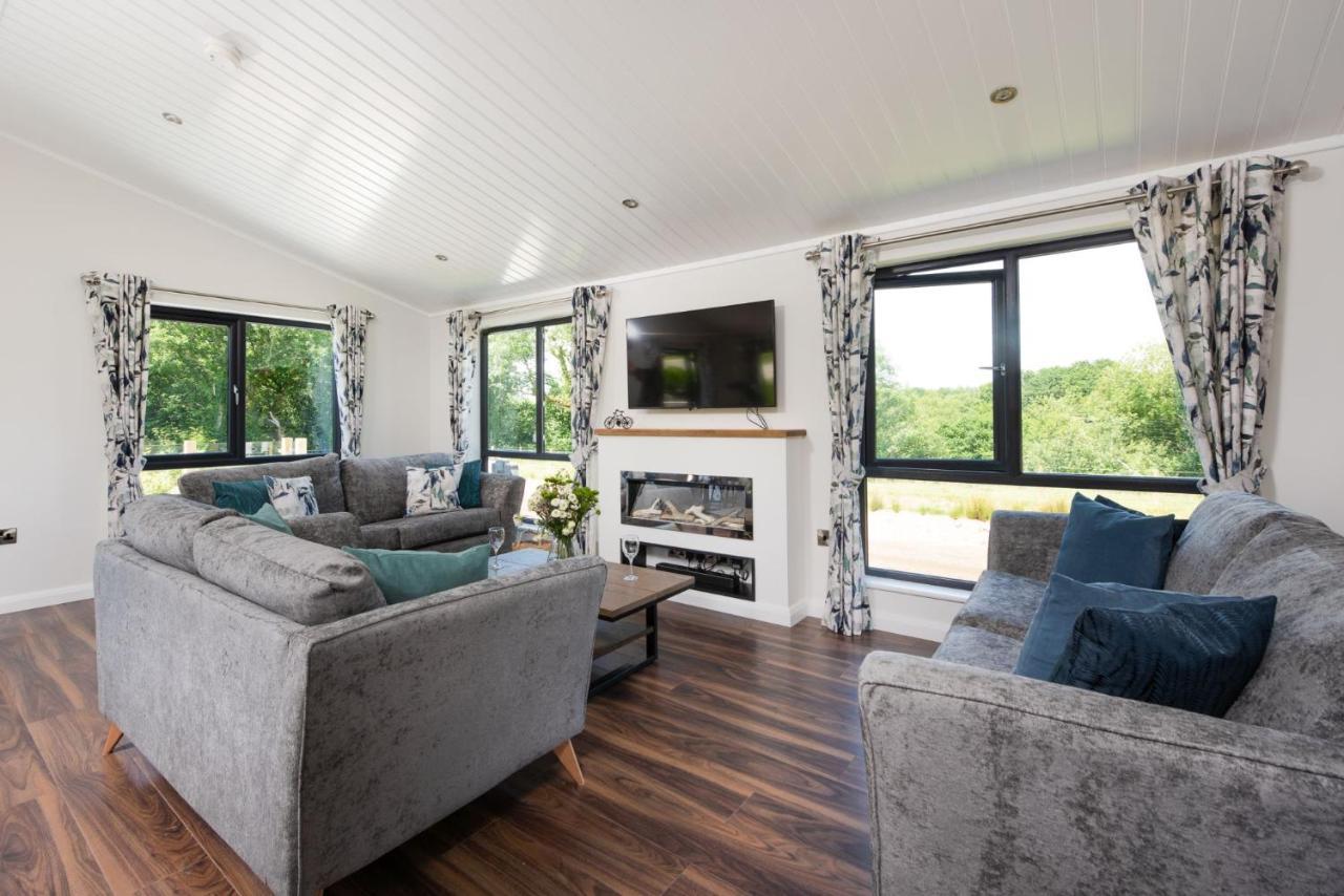 Lilac Lodge, 22 Roadford Lake Lodges Lifton Exterior foto